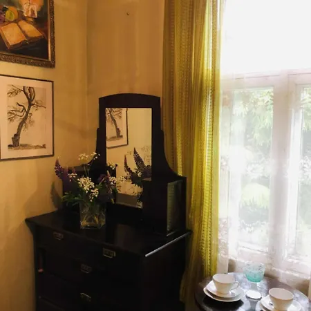 White House 1914 Huoneisto *